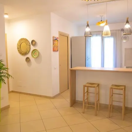 Apartment Cozy House *